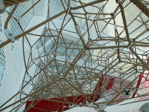 Berliner builds the biggest spatial net for Swarovski Crystal Worlds’ play tower